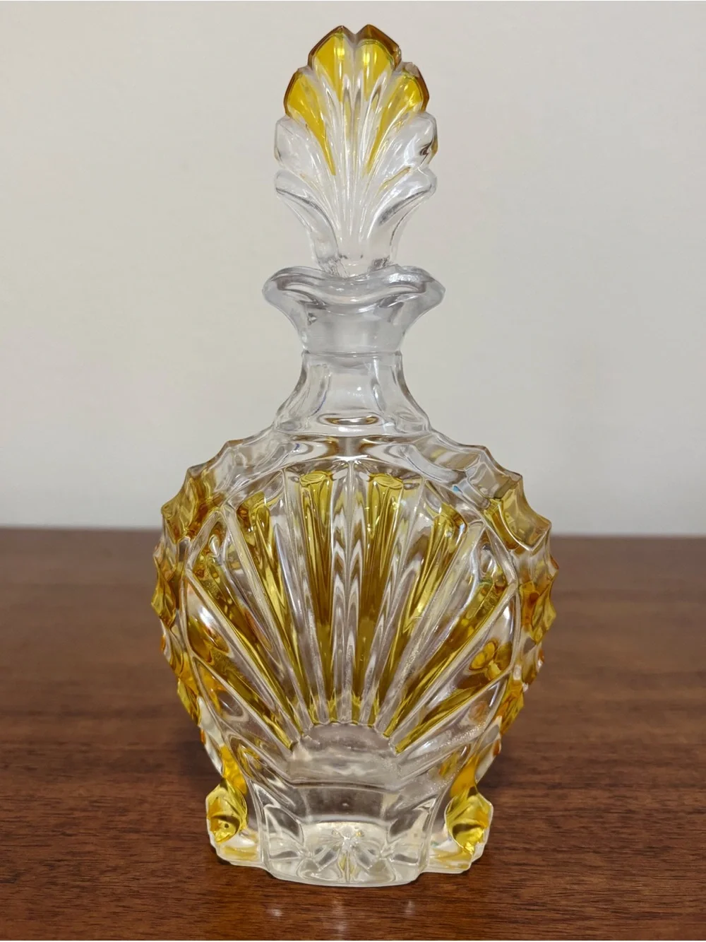 Vintage Bohemian Shell Shaped Amber Clear Glass Decanter 9”